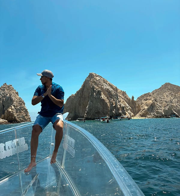ARCO LANCHA DE CRISTAL Tour en lancha de cristal al Arco de Los Cabos