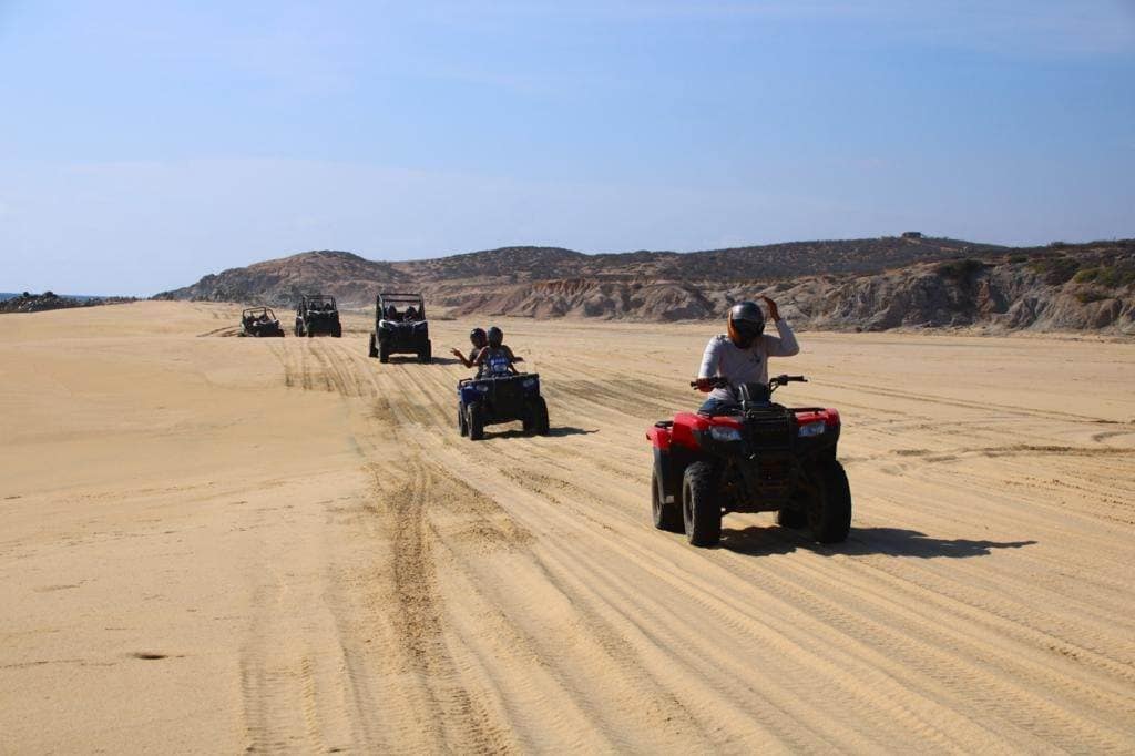 Tours en Los Cabos en Razer.