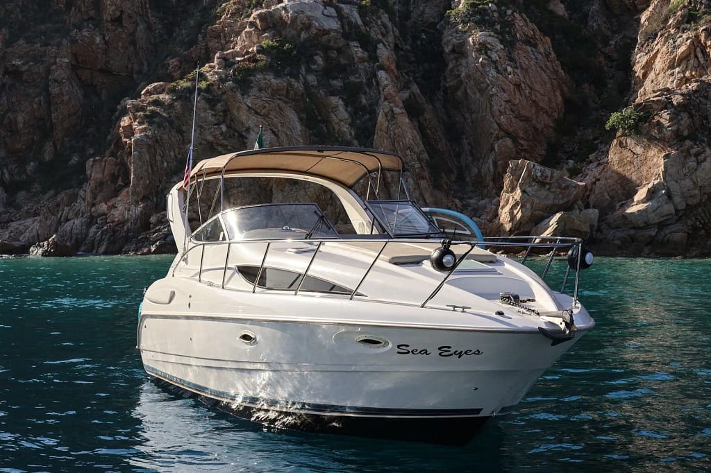 Yate en Los Cabos Sea Eyes